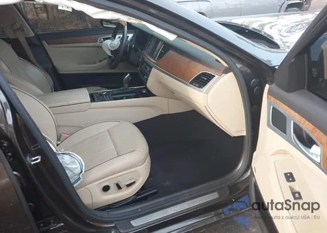 2015 Hyundai Genesis 3.8 z USA, uszkodzony, nr VIN KMHGN4JE8FU057139